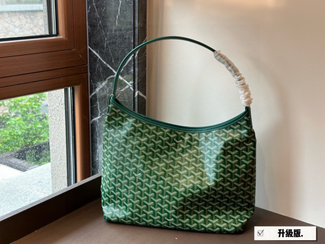 Goyard Green Hobo Bag, 32*25cm, Premium Leather, Perfect for Daily Commute 1 Goyard Green Hobo Bag, 32*25cm, Premium Leather, Perfect for Daily Commute