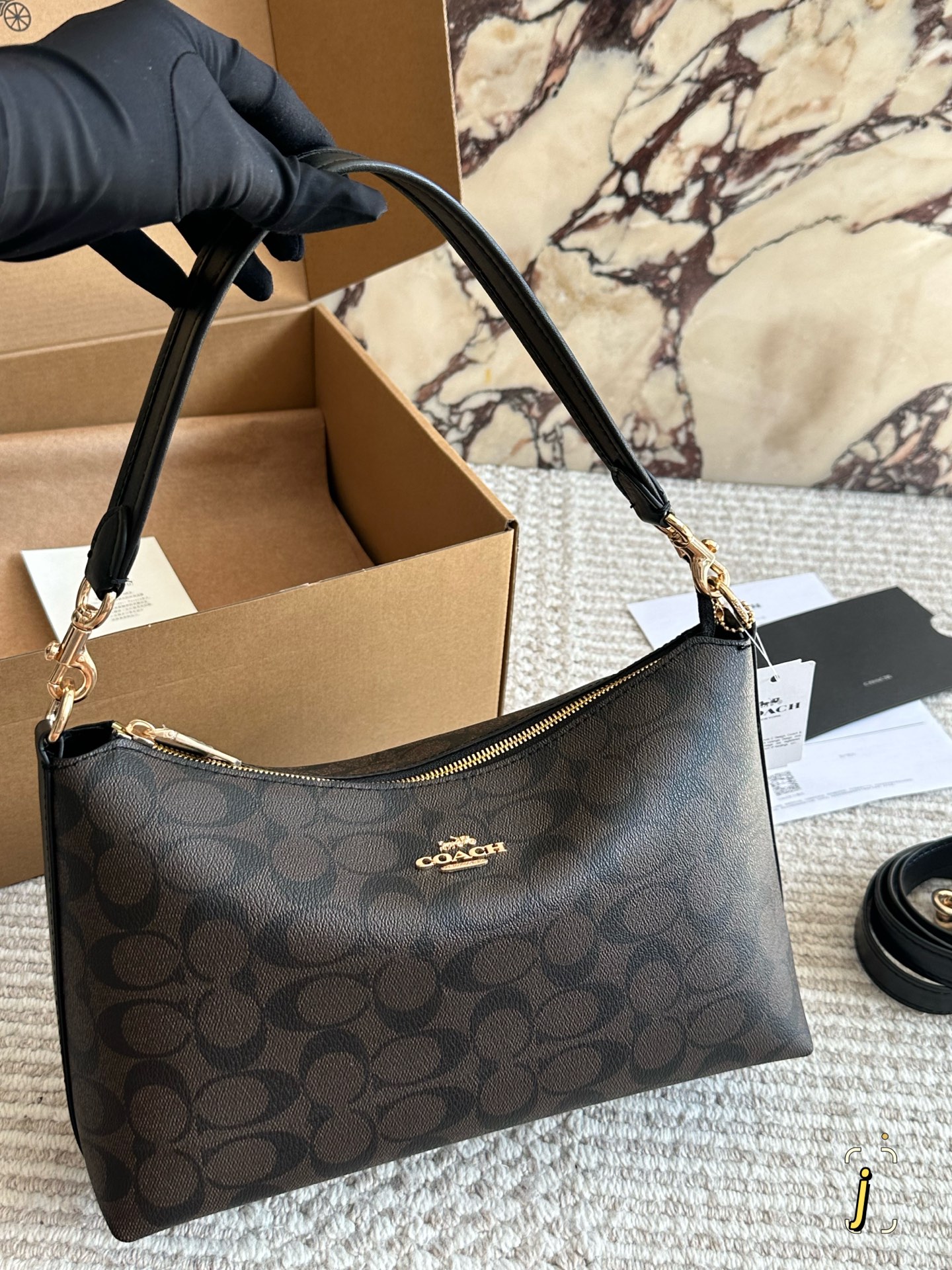 Con caja, tamaño: 28 16cm. El nuevo bolso vagabundo de coach es realmente hermoso. Casual, perezoso y fácil de llevar. …