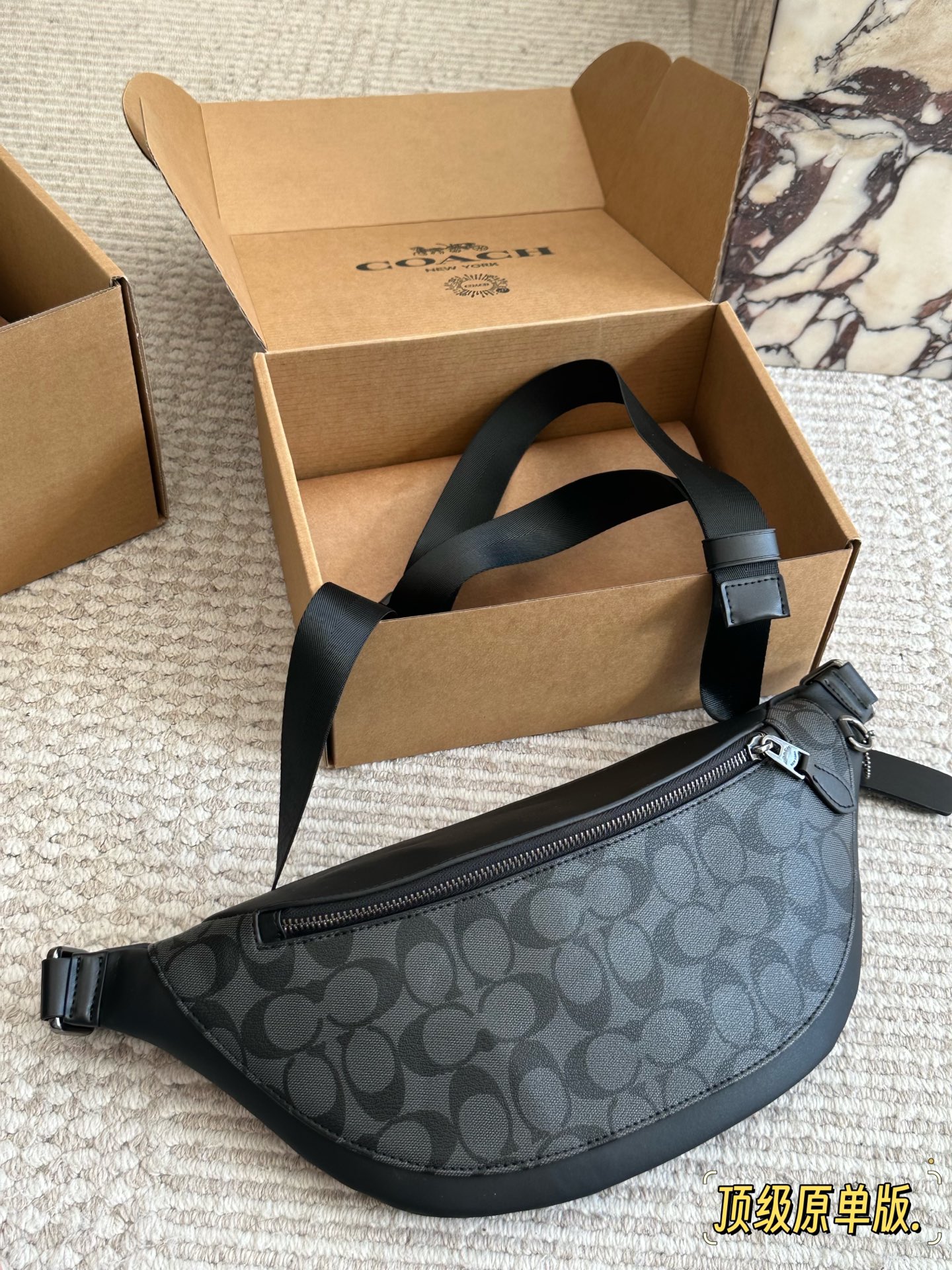 Versión original de primera calidad, recomendación de bolsos | Riñonera Coach WARREN para hombre. Esta riñonera para ho…