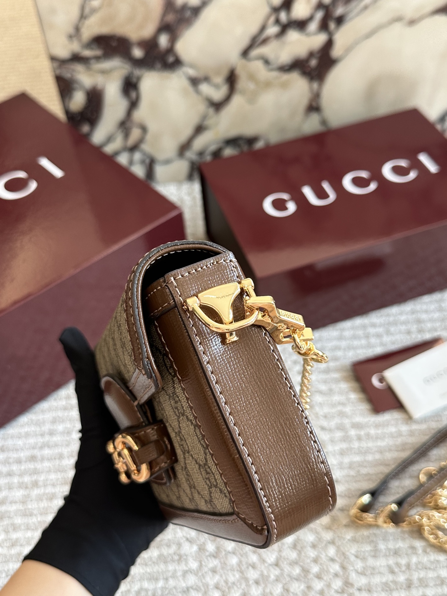 💰235 配盒【复刻版】

size：22*12cm 
GG复古马鞍包 1955链条包
真的好好看！
经典的马衔扣+Monogram+勾边设计，
真的太爱啦！