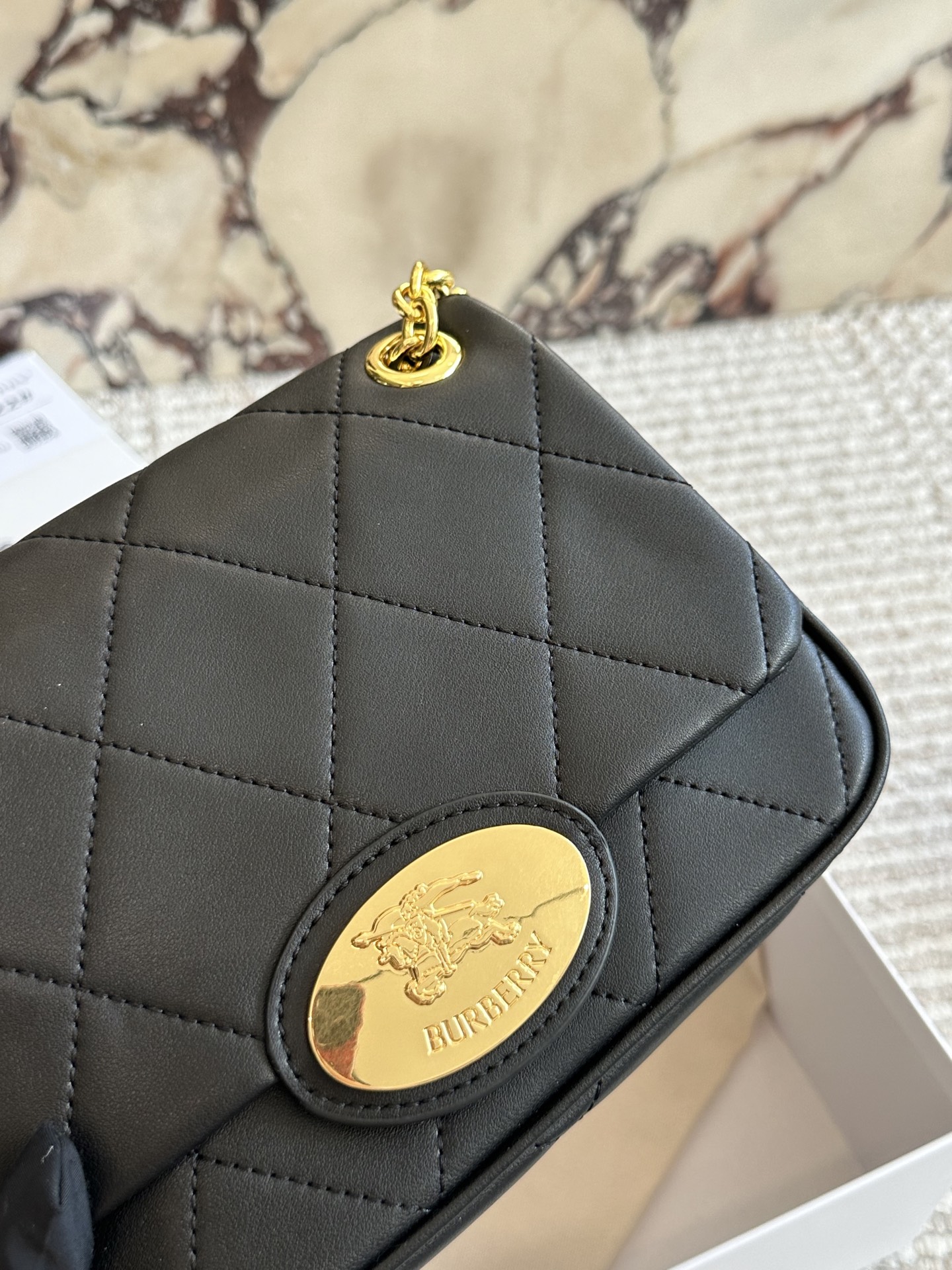 Burberry bag fufu | Burberry Strand — photo 2