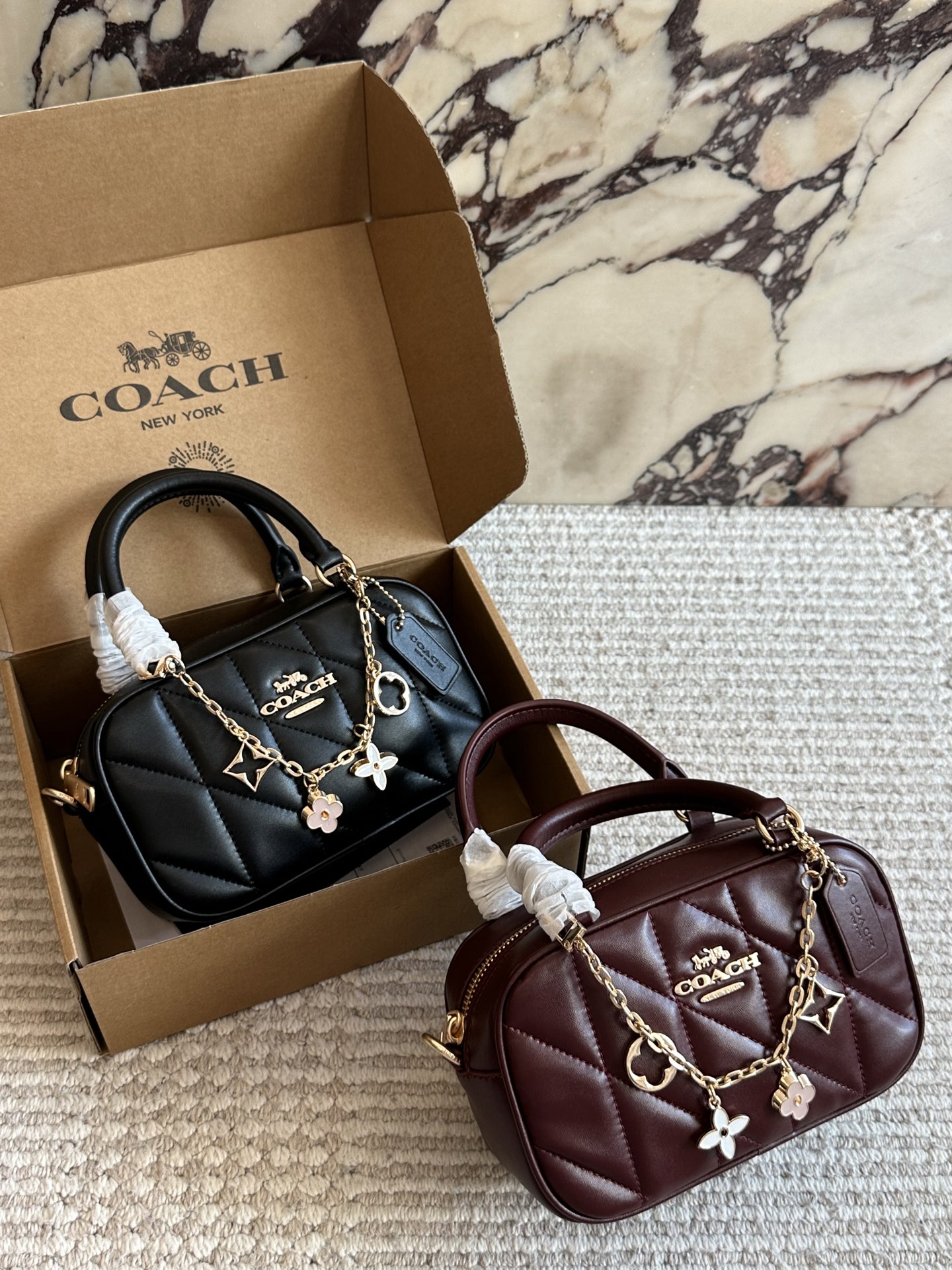 Con caja, medidas 20*13cm, Coach COACH nuevo, capacidad no subestimar, lleno de feminidad, elegancia y moda a la vez