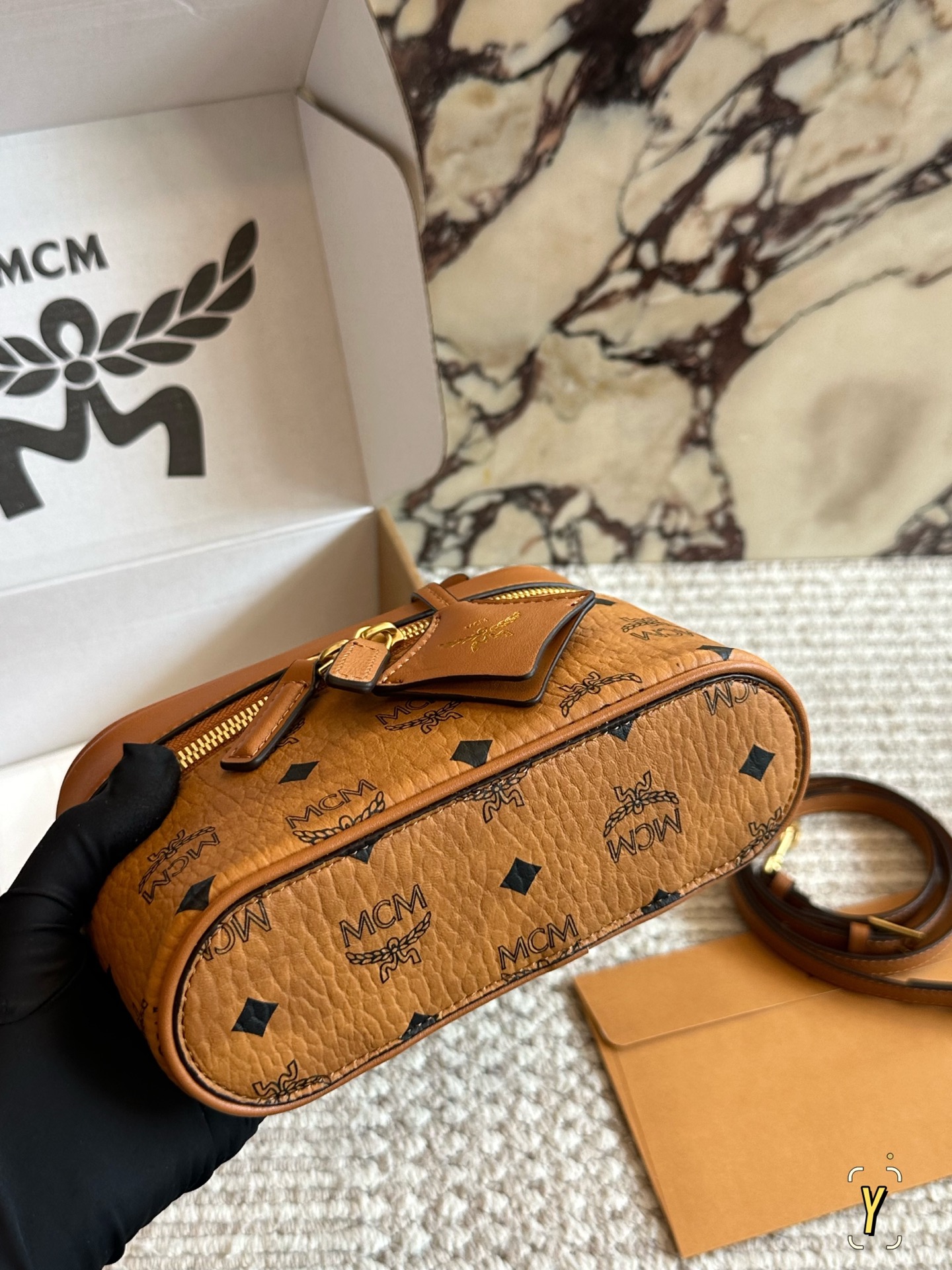 MCM väska mcm M replica 19 12cm — photo 6