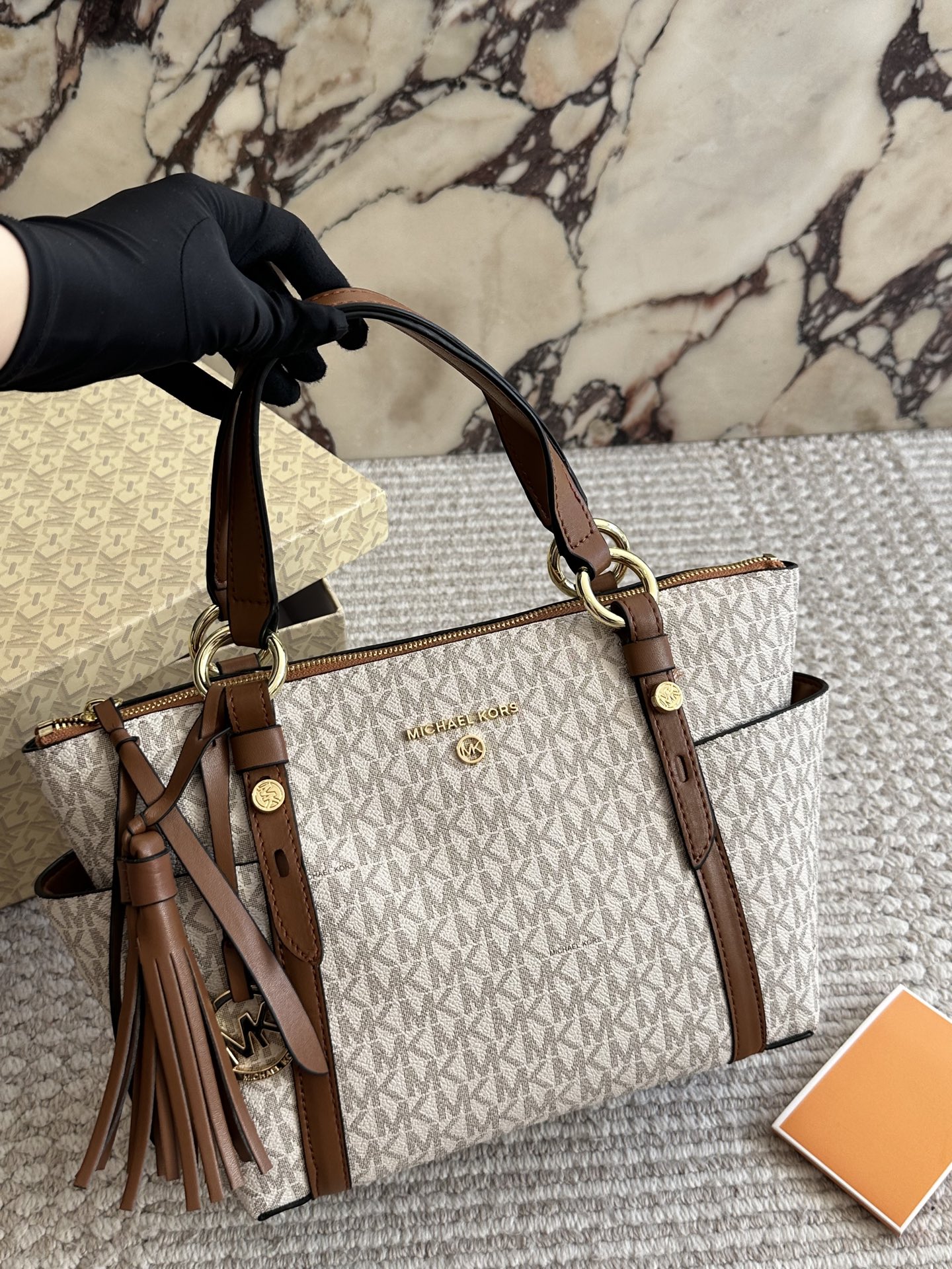 _dgx9sqssT36CDIV2zeVO9pDhDdALXispAoOtkvQ