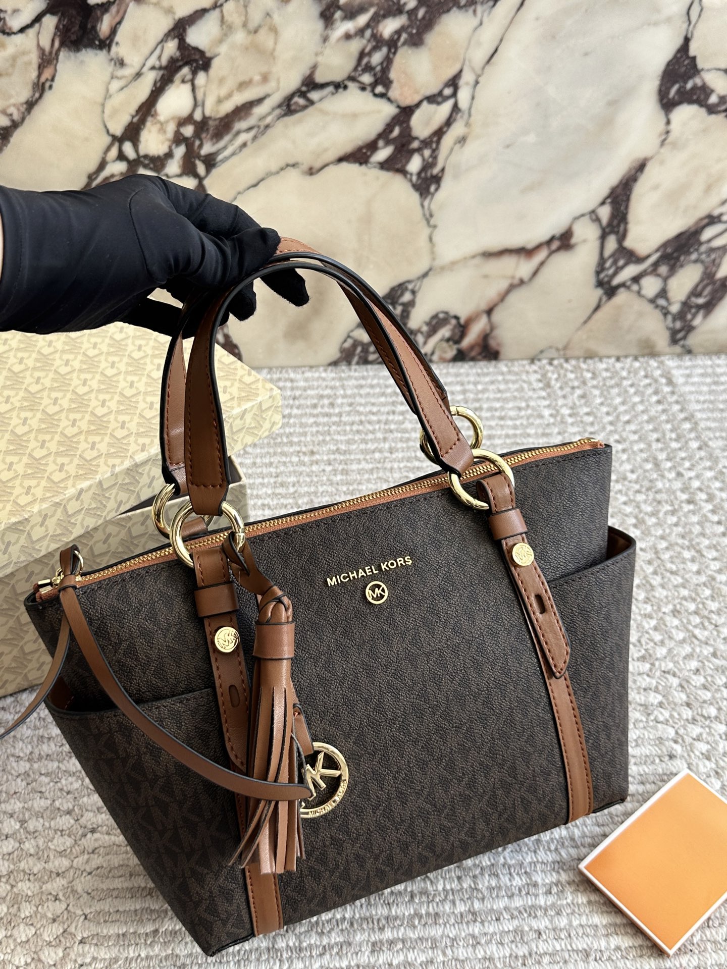 _ddG9s6xmvpknfOLVLUPZh9fx5AolRC29KRF-GFQ