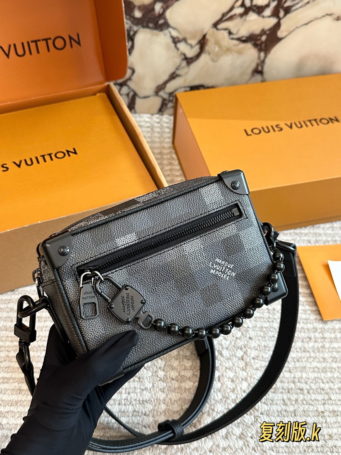 _dlw9s40LiA5BfFut69KWm52zm8FonVY2l6p8zhw