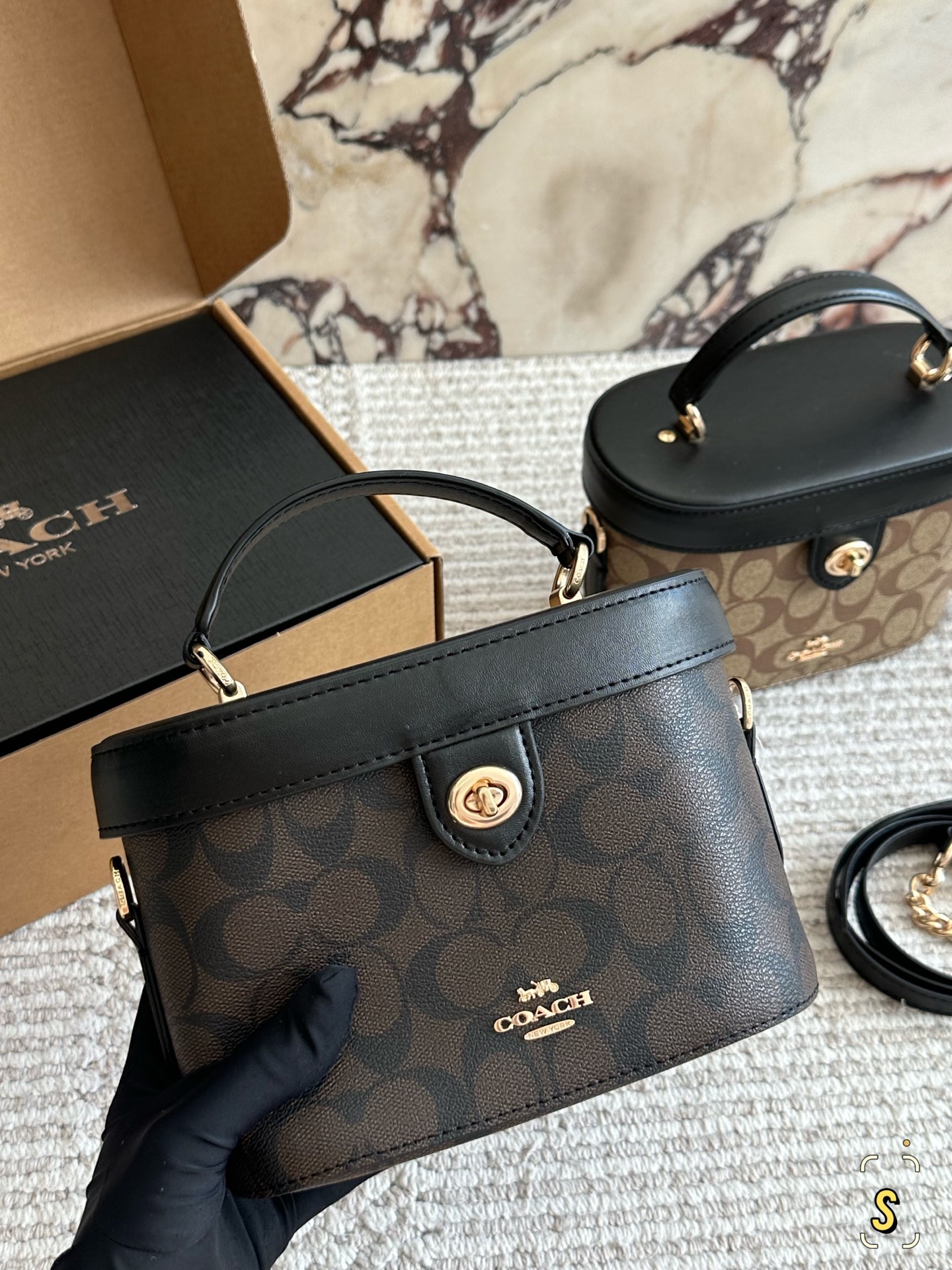 _doa9s47aR_rEC7dmIGnhWzDPew_ZzqxAJmkFIKQ