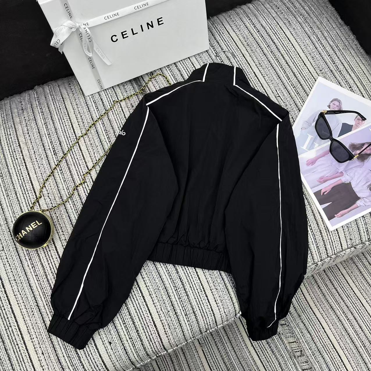 New Alo* Line: 25-Year-Old Series Features Long-Sleeve Sunscreen Coats and Two-Coloured Shorts - 图片 6