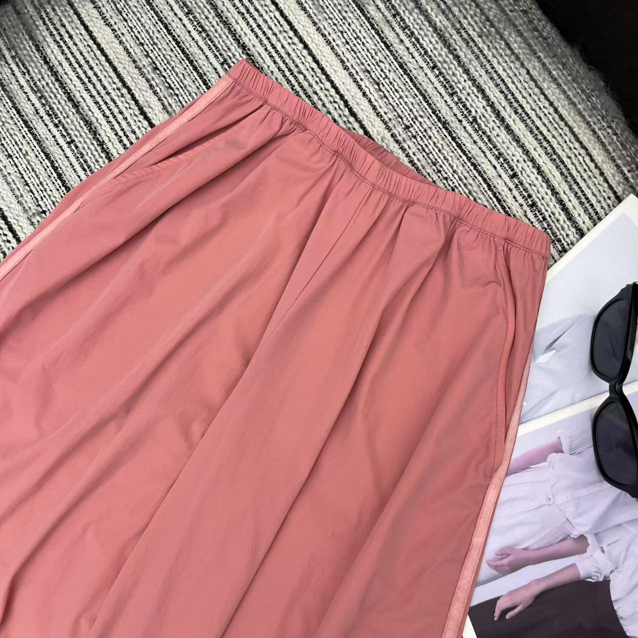 Stylish Women’s Suit Set for Spring/Summer with New Accessories and Pants Suit - 图片 9
