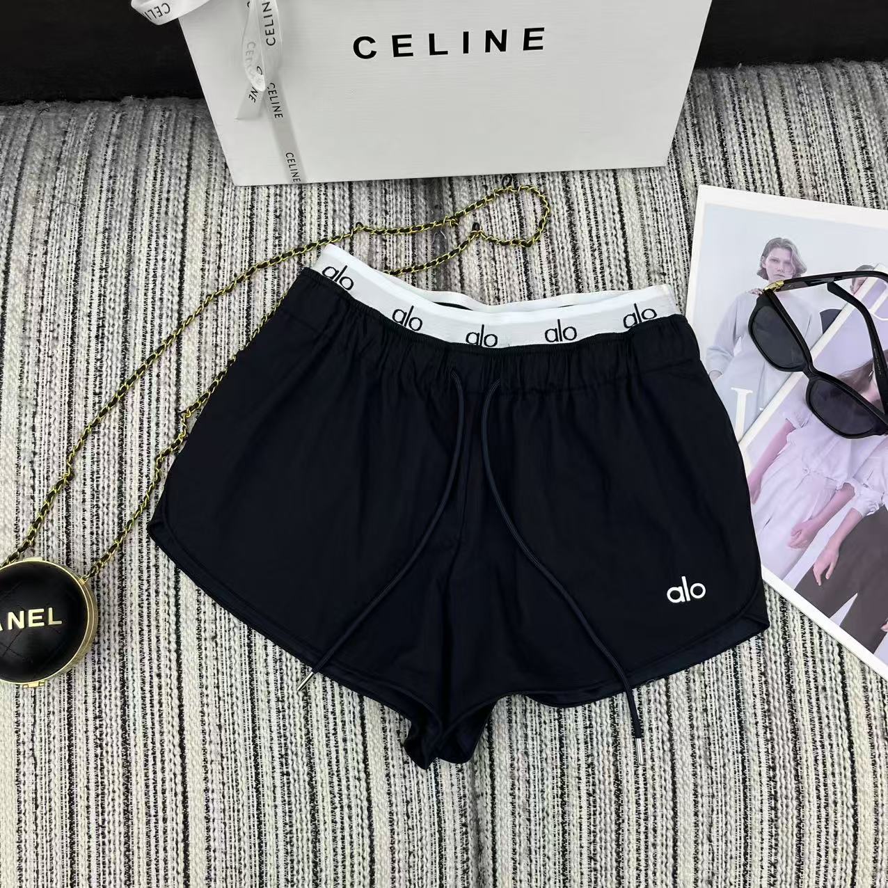 “Hard-Core Female Suit with New Alo Letter-Weave Shorts Recommendation”