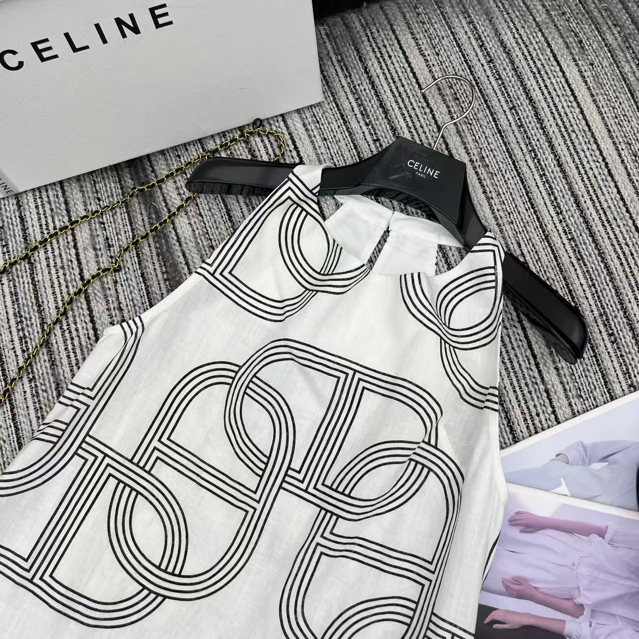 Stylish P621 Female Suit Set for 25-Year Spring/Summer Series with Pig’s Nose Print. - 图片 3