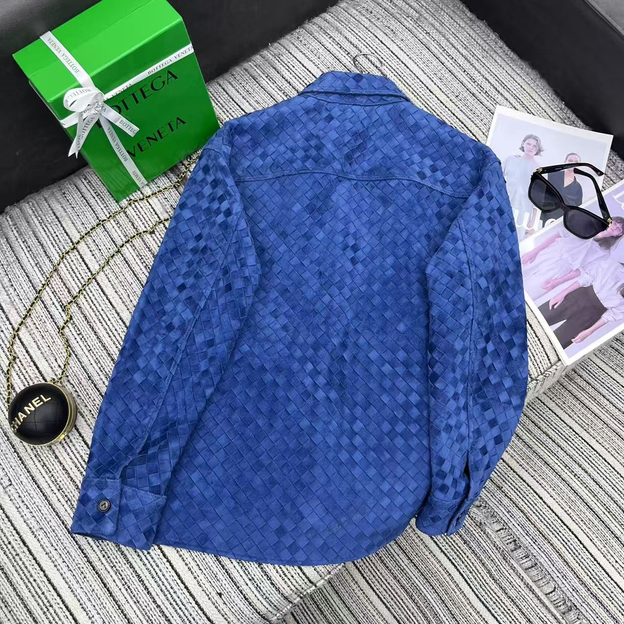 “High-End Female Suit: 25-Year Fall/Winter Series Knitted Sheep-Skin Shirt” - 图片 7
