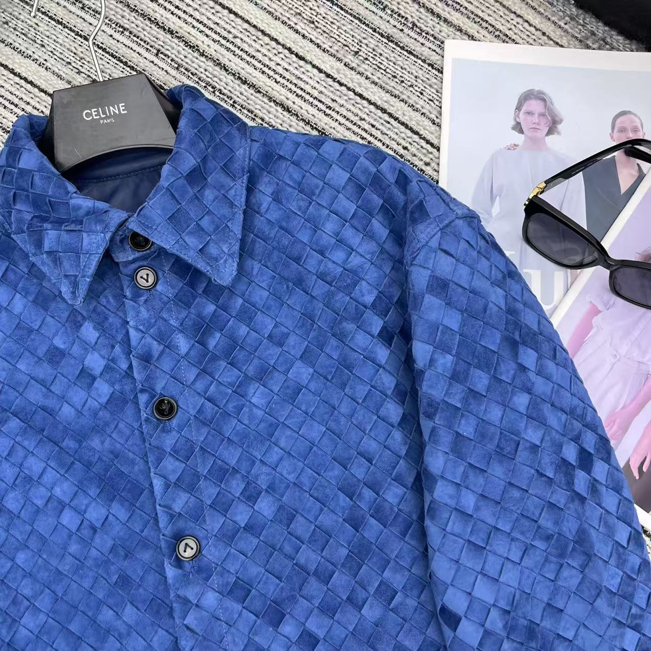 “High-End Female Suit: 25-Year Fall/Winter Series Knitted Sheep-Skin Shirt” - 图片 4