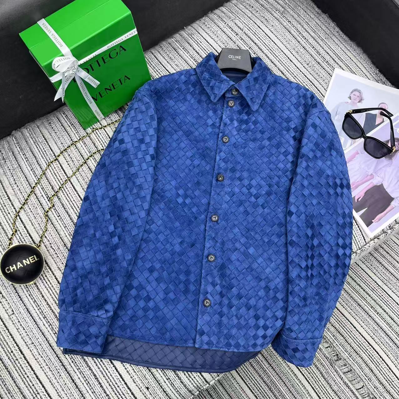 “High-End Female Suit: 25-Year Fall/Winter Series Knitted Sheep-Skin Shirt”