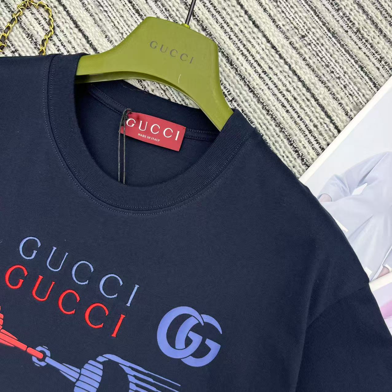 High-Quality Gucci 25SS Embroidered T-Shirt with Advanced Weaving and Printing Techniques - 图片 4