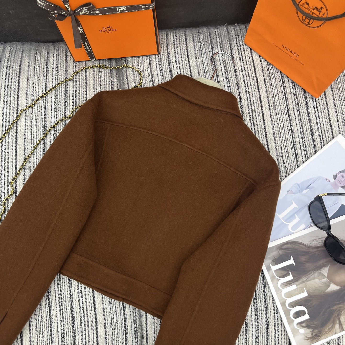“High-End Wool Cowboy-Style Jacket for Her: Customizable 4-Color 3-Yard Lid” - 图片 9