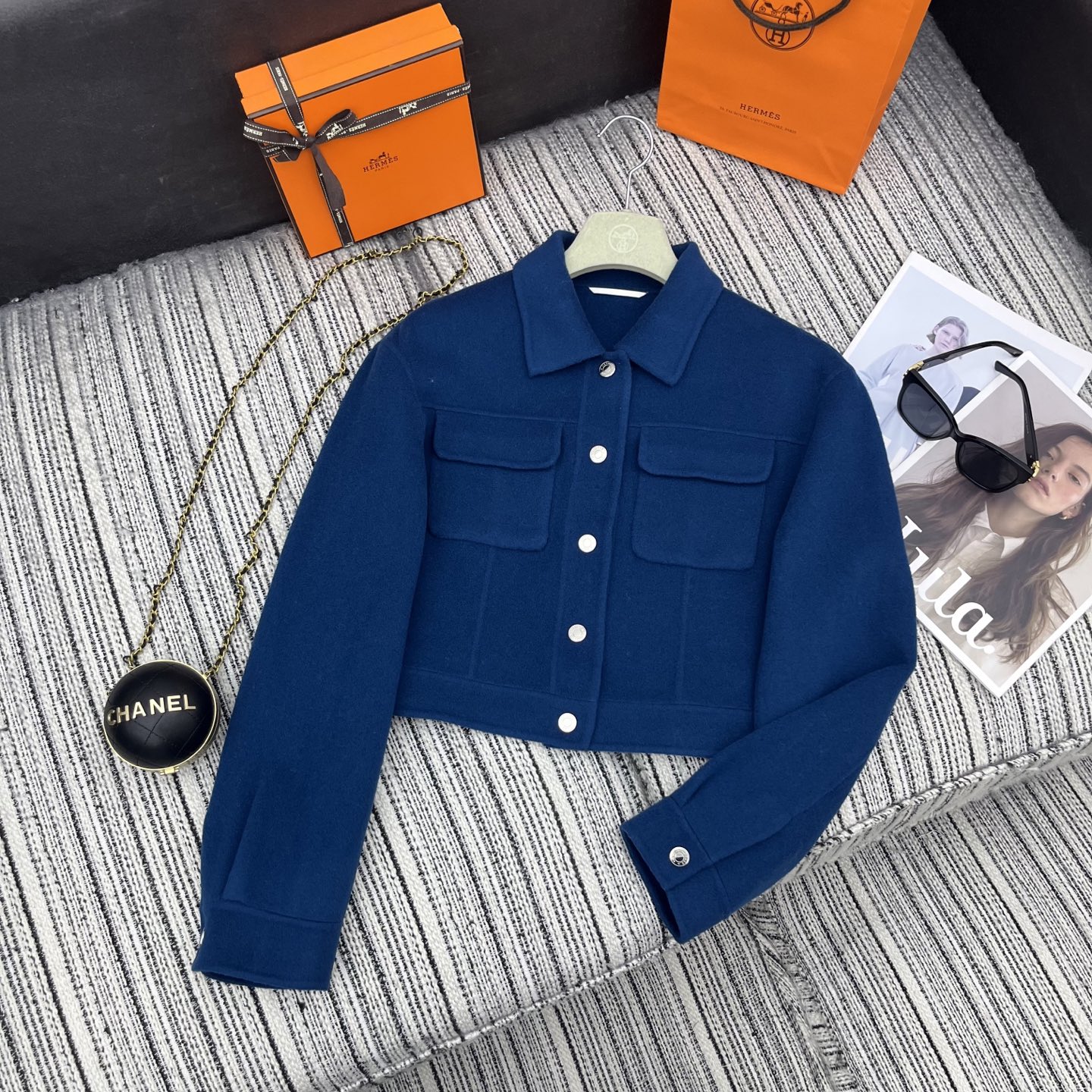 “High-End Wool Cowboy-Style Jacket for Her in Custom Colors: Early Autumn & Winter Series” - 图片 1