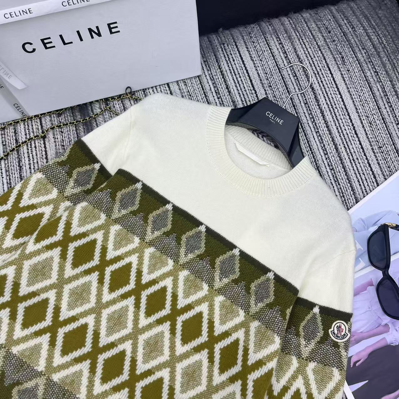 P576 original one-size-fits-all, packaged with a strong recommendation for the 25-year early autumn series. - 图片 2