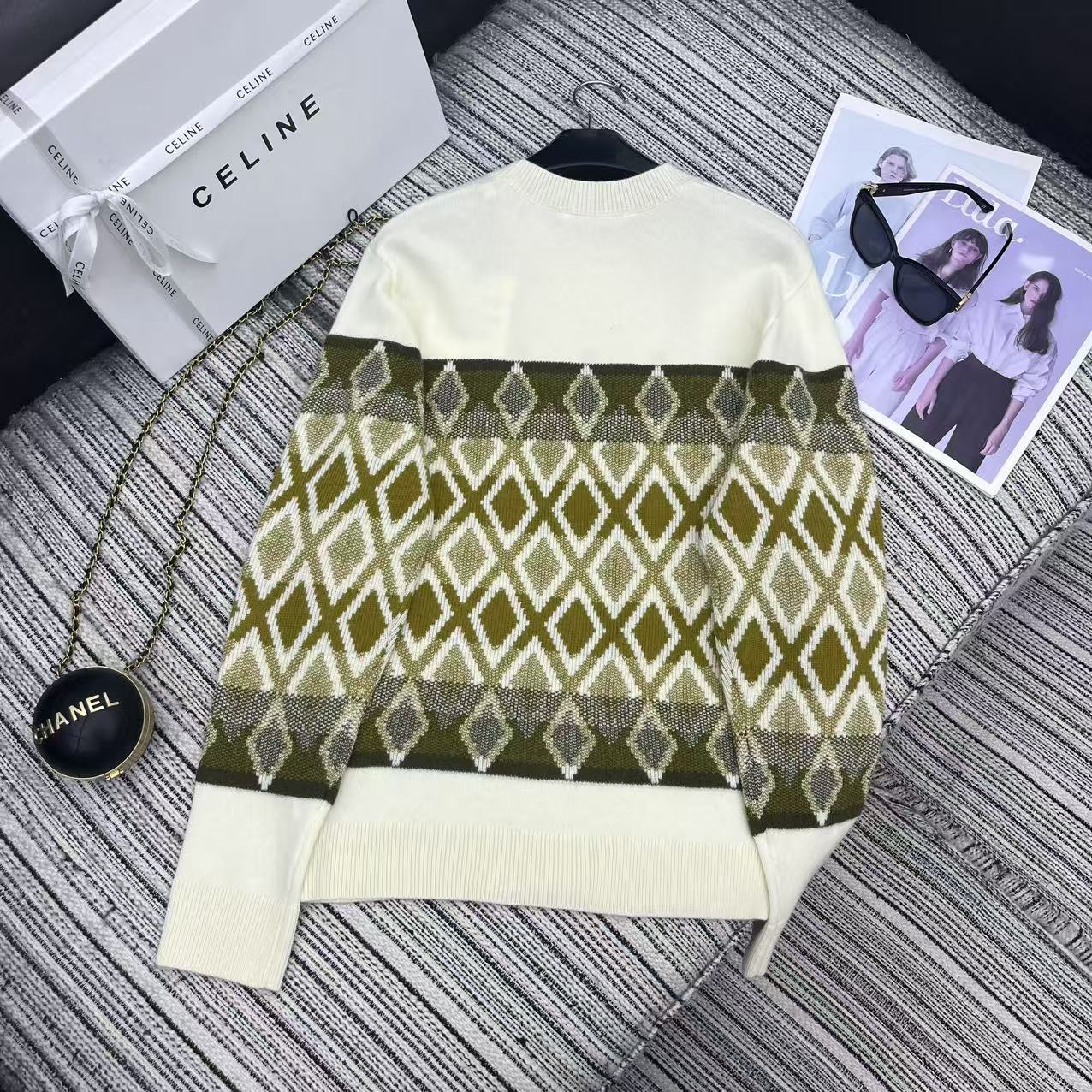 P576 original one-size-fits-all, packaged with a strong recommendation for the 25-year early autumn series. - 图片 7