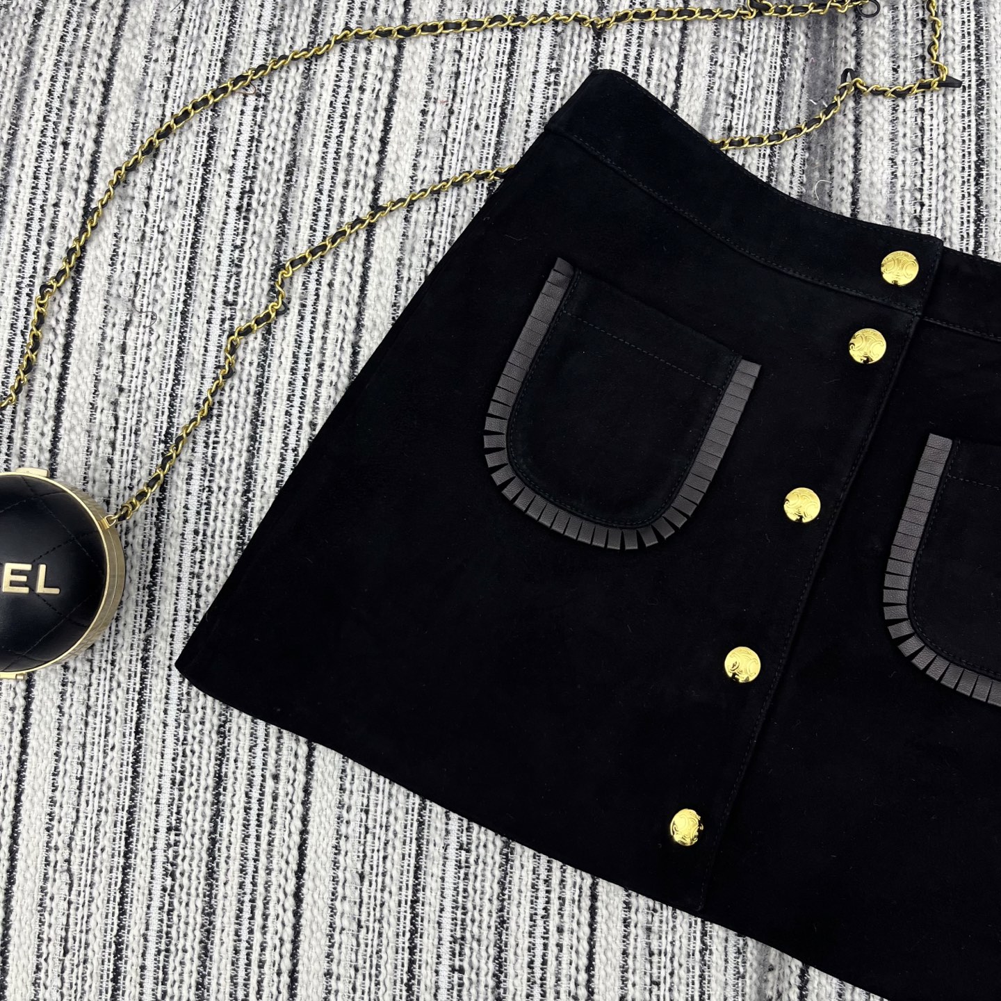“CEL* New Velvet Cortex Suit for Early Autumn and Winter Series” - 图片 2