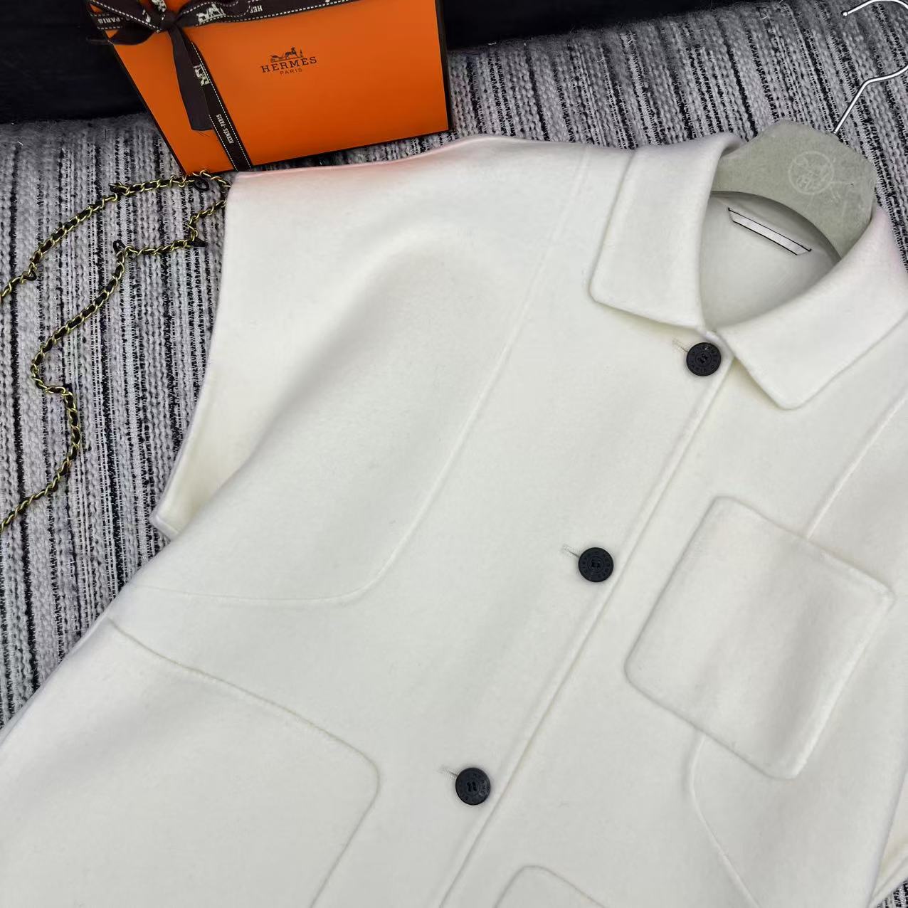 “Stylish P1176 Women’s Coat for Early Autumn and Winter Collection” - 图片 4