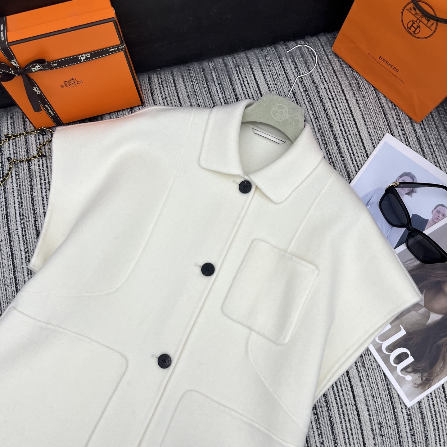 “Stylish P1176 Women’s Coat for Early Autumn and Winter Collection” - 图片 2