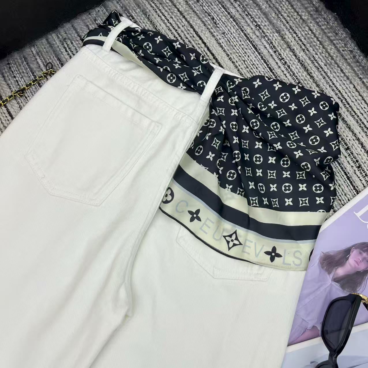 “Review: P468 Women’s Suit with Lou* Embroidery Logo for Early Autumn/Winter 25-Year Series” - 图片 8