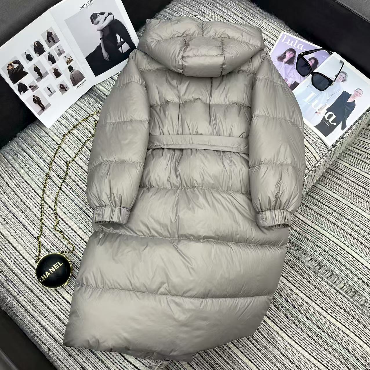 “Max* 25-Year Early Autumn/Winter Series: P1512 Female Suit with Dustproof Bag Review” - 图片 7