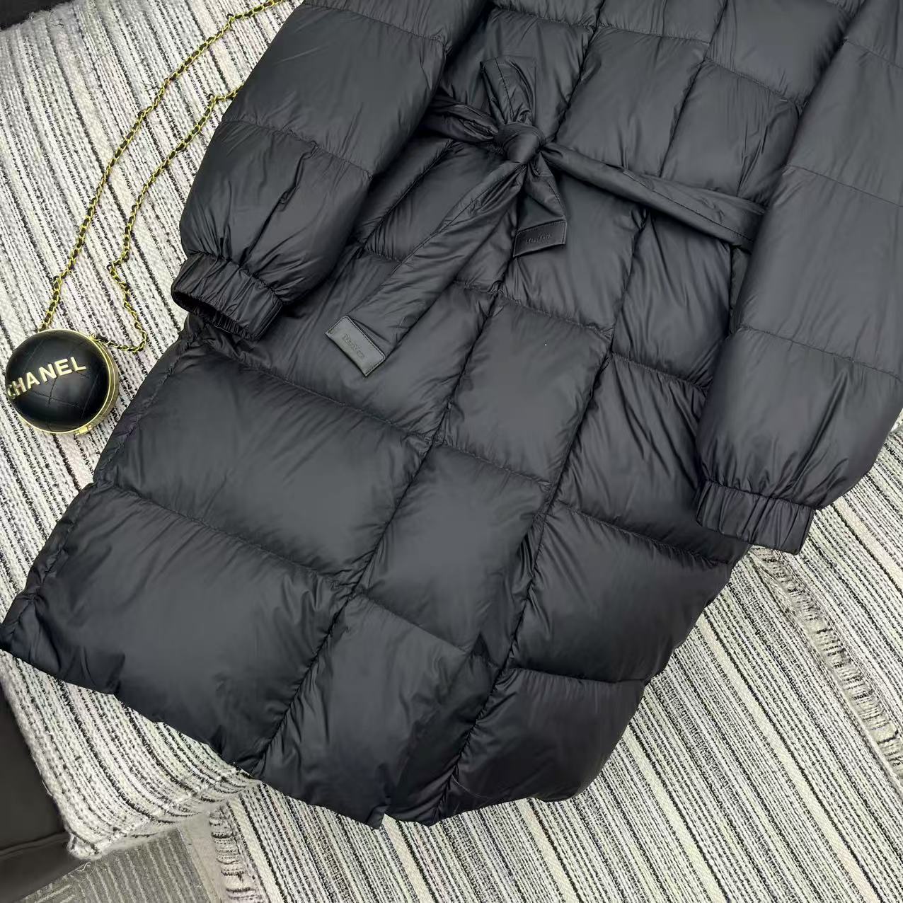 Stylish 25-Year Early Autumn/Winter Max’s Hat-and-Buff Coat with Belt-Tweet Design and Classic Pelvis Suffix - 图片 5