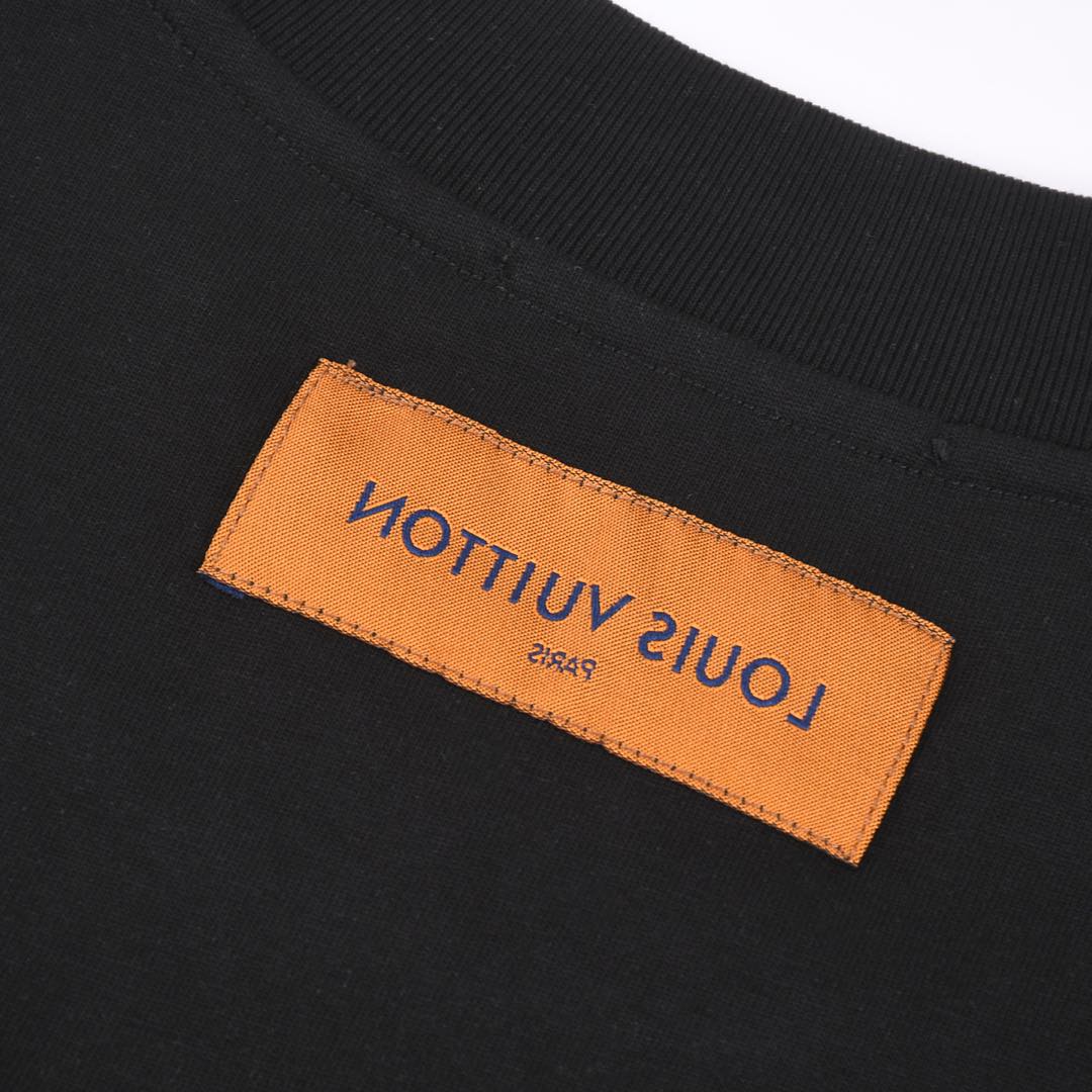 Louis Vuitton 路易威登领口字母刺绣圆领短袖
