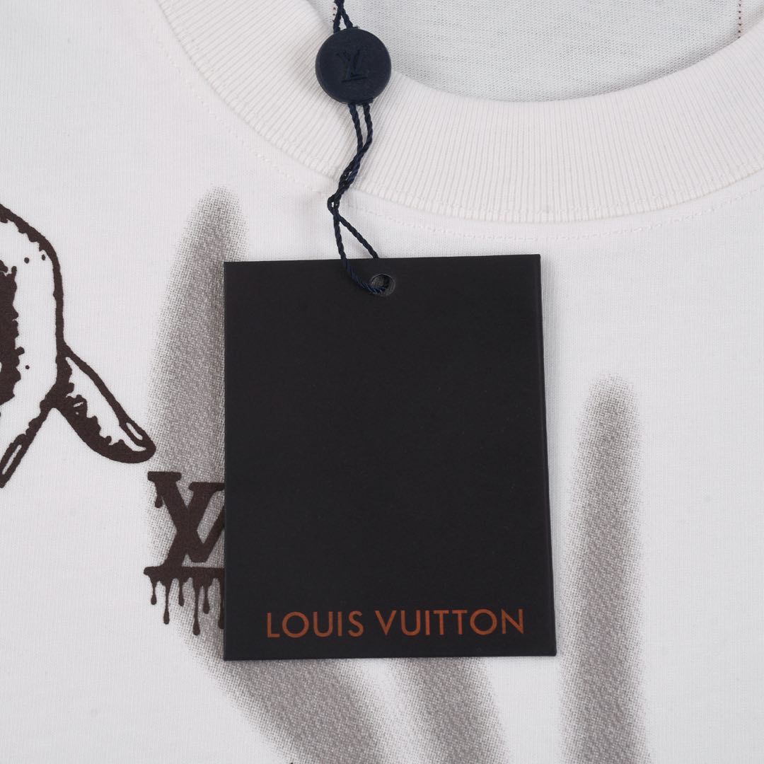 louisvuitton 路易威登25春夏数码火焰手指短袖