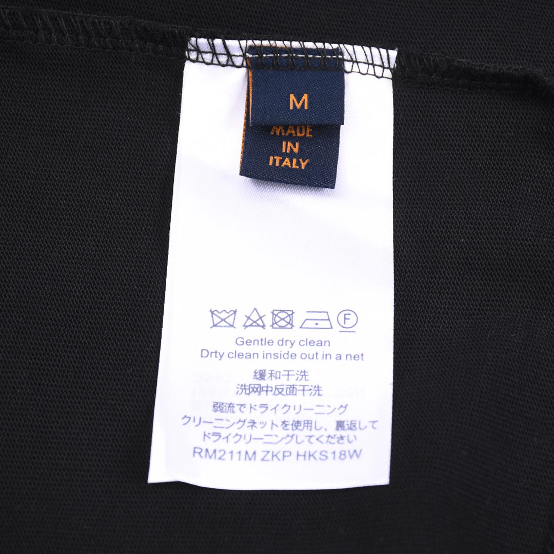 1v25早春新品绿色字母格刺绣短袖