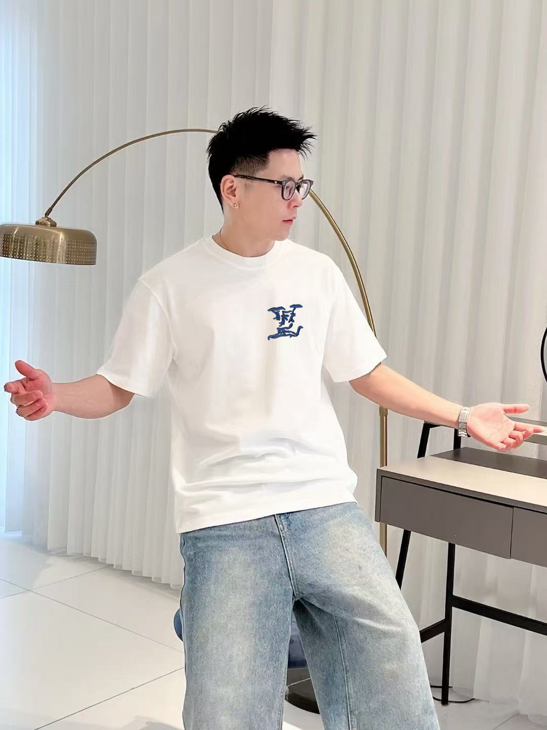 aa.jpg