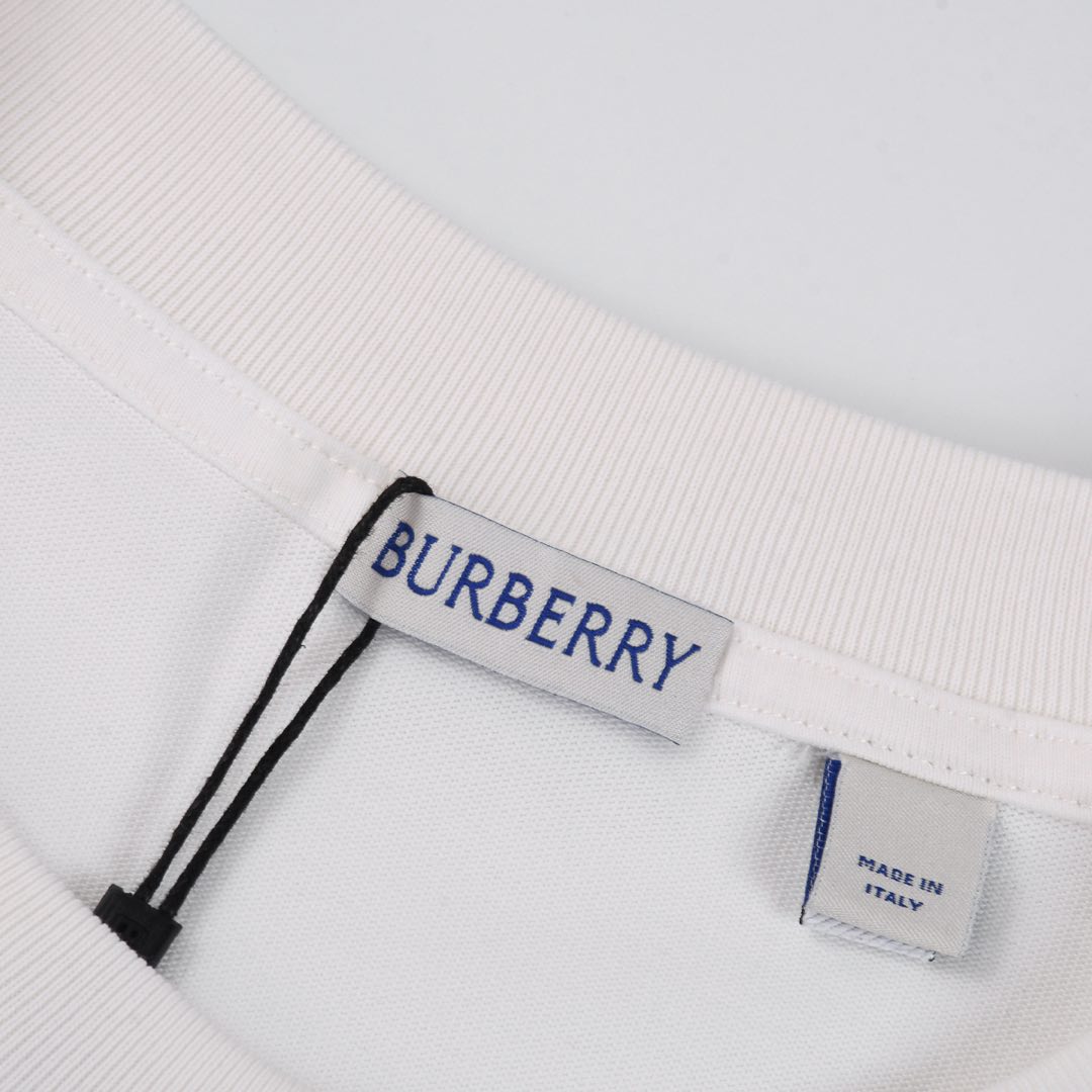 Burberry/巴宝莉 立体字母刺绣短袖 黑色 白色-Chinese UA Cheap High Quatity Brand Clothes Bags handbags Sneakers wholesale wholesaler seller from China Factory suppliers Fashion Clothing Shoes best Quality Beautiful Price Burberry/巴宝莉 立体字母刺绣短袖 黑色 白色