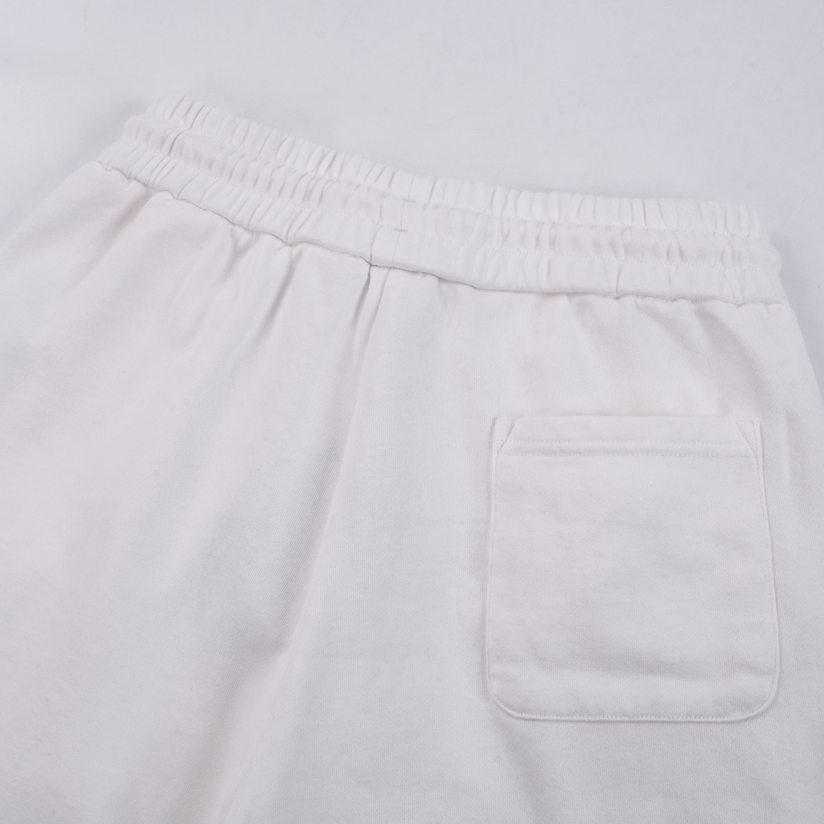 Chrome Hearts/克罗心 25ss 贴布马蹄十字咖刺绣短裤 黑 白