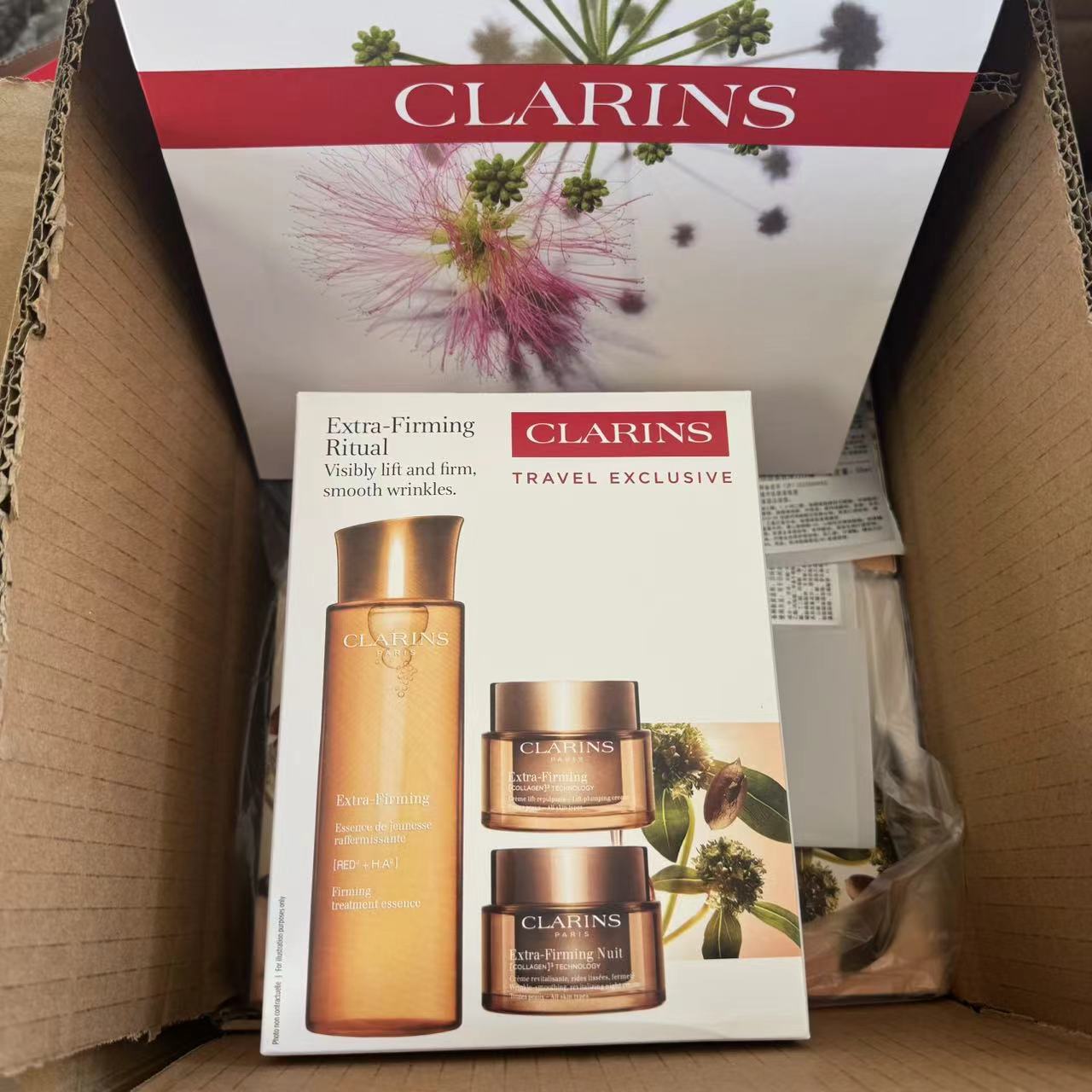 140. Nuevo set de tres piezas de Clarins / Versión Yue B 🔜 Versión Mingtong. Alta calidad❗️ 🇫🇷 Set de tres piezas de…