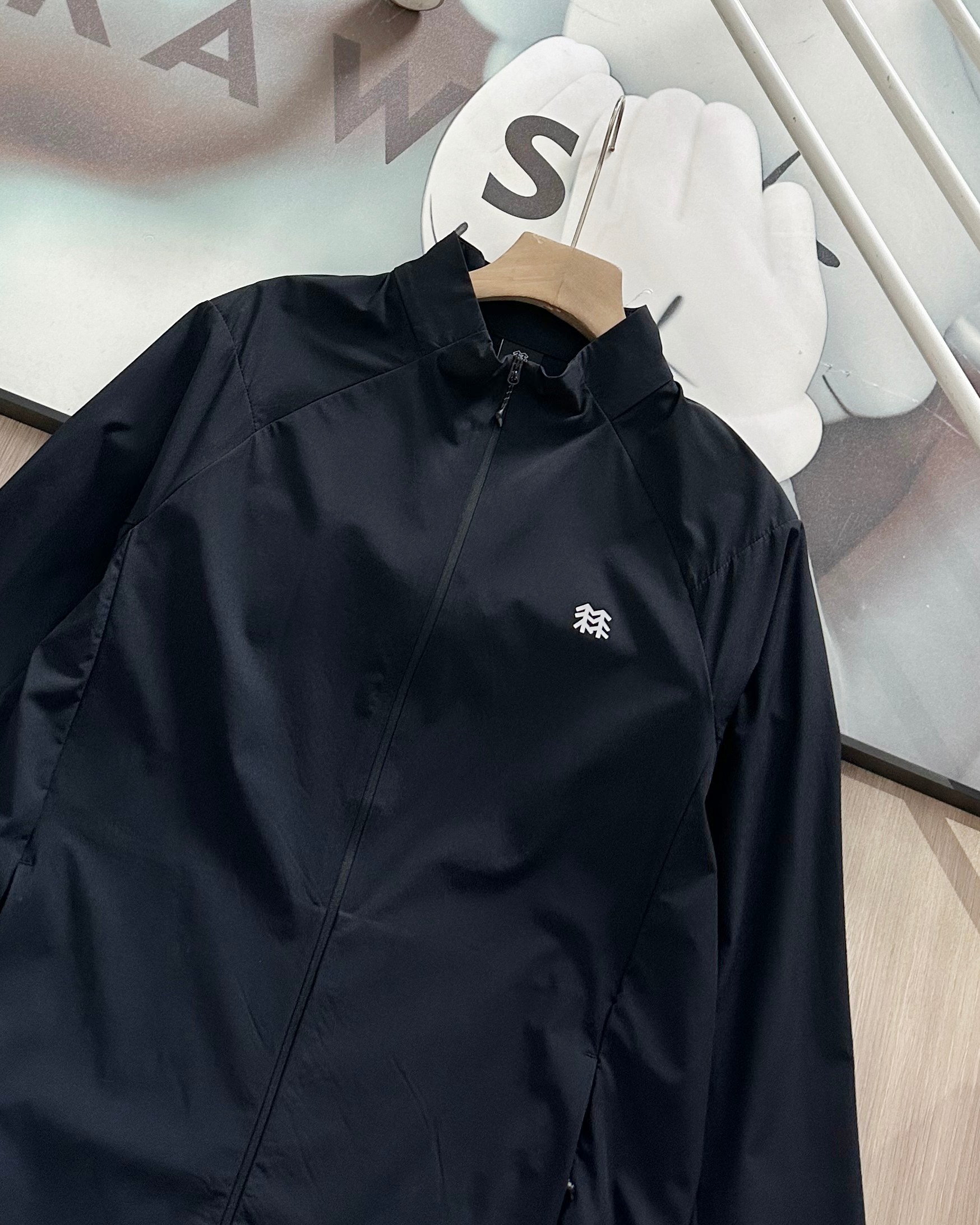 KOLON SPORT Chaqueta Ligera de Verano con Protección Solar para Hombre 13 a1746285788827 6402
