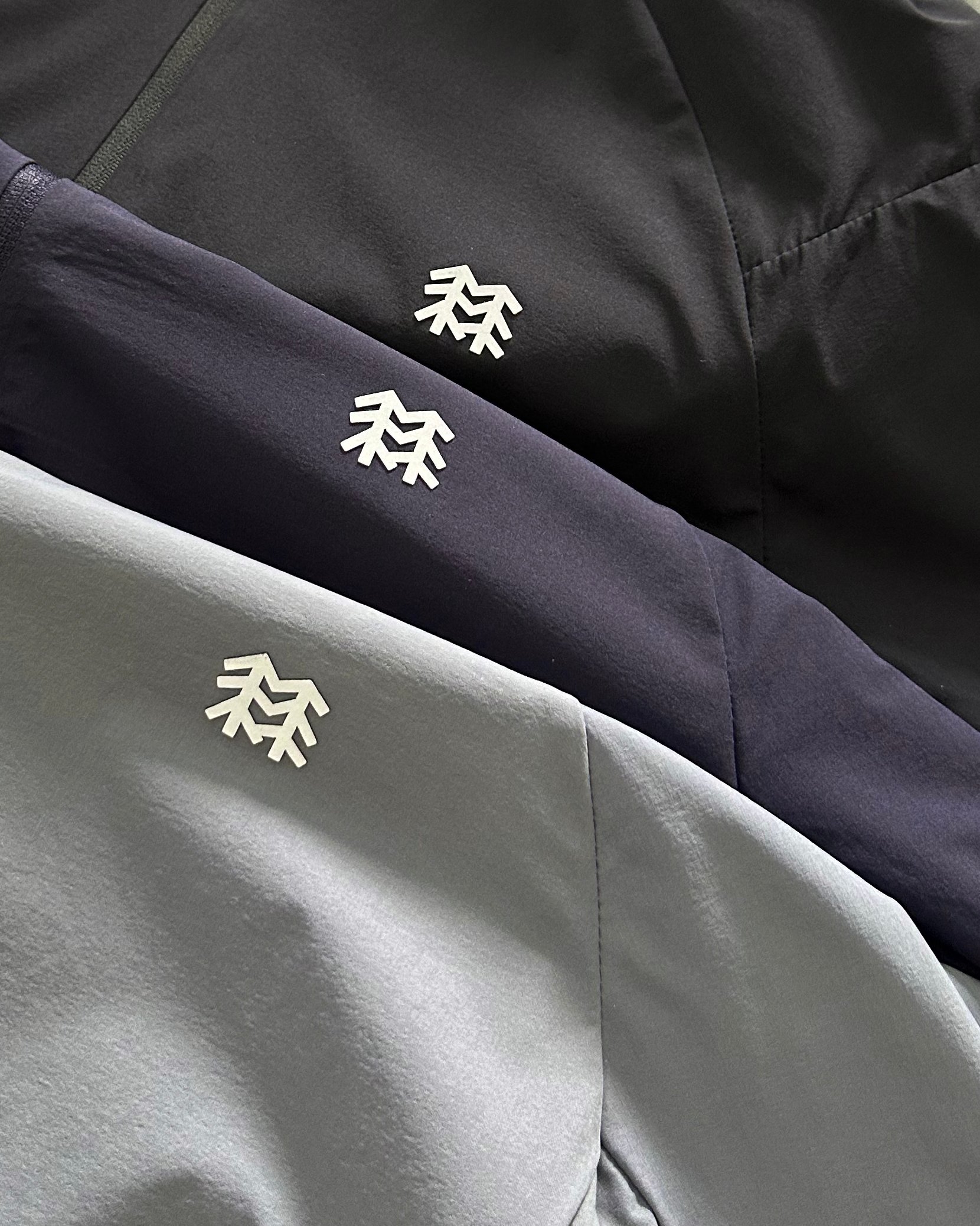 KOLON SPORT Chaqueta Ligera de Verano con Protección Solar para Hombre 20 a1746285806524 1070