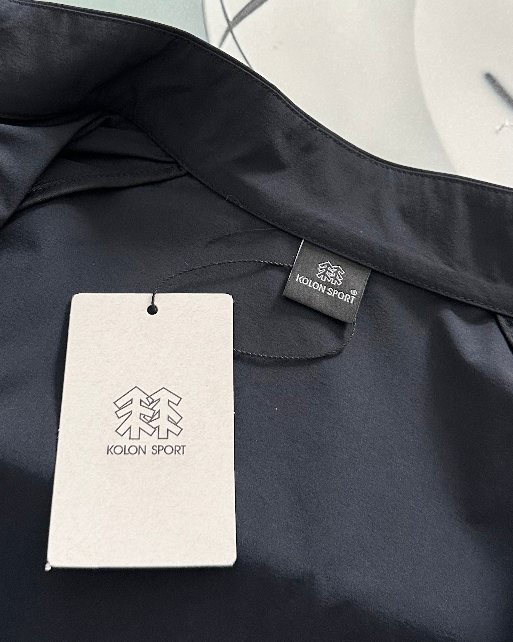 KOLON SPORT Chaqueta Ligera de Verano con Protección Solar para Hombre 24 a1746285822940 5001