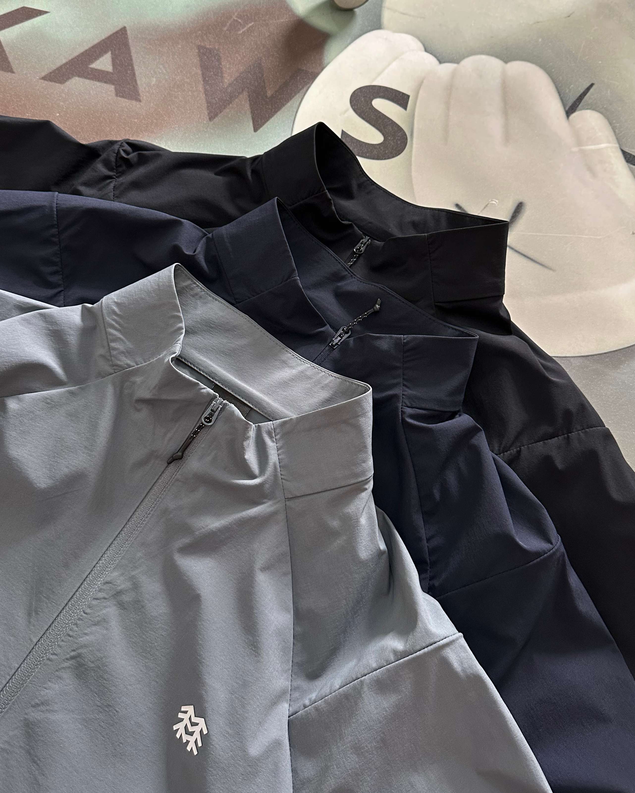 KOLON SPORT Chaqueta Ligera de Verano con Protección Solar para Hombre 18 a1746285834682 8687