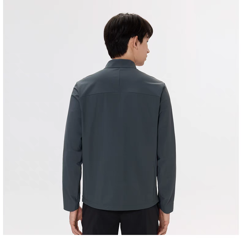 Chaqueta Ligera Cortavientos Kolon Sport para Hombre y Mujer con Protección Solar 27 a1748280295211 7611