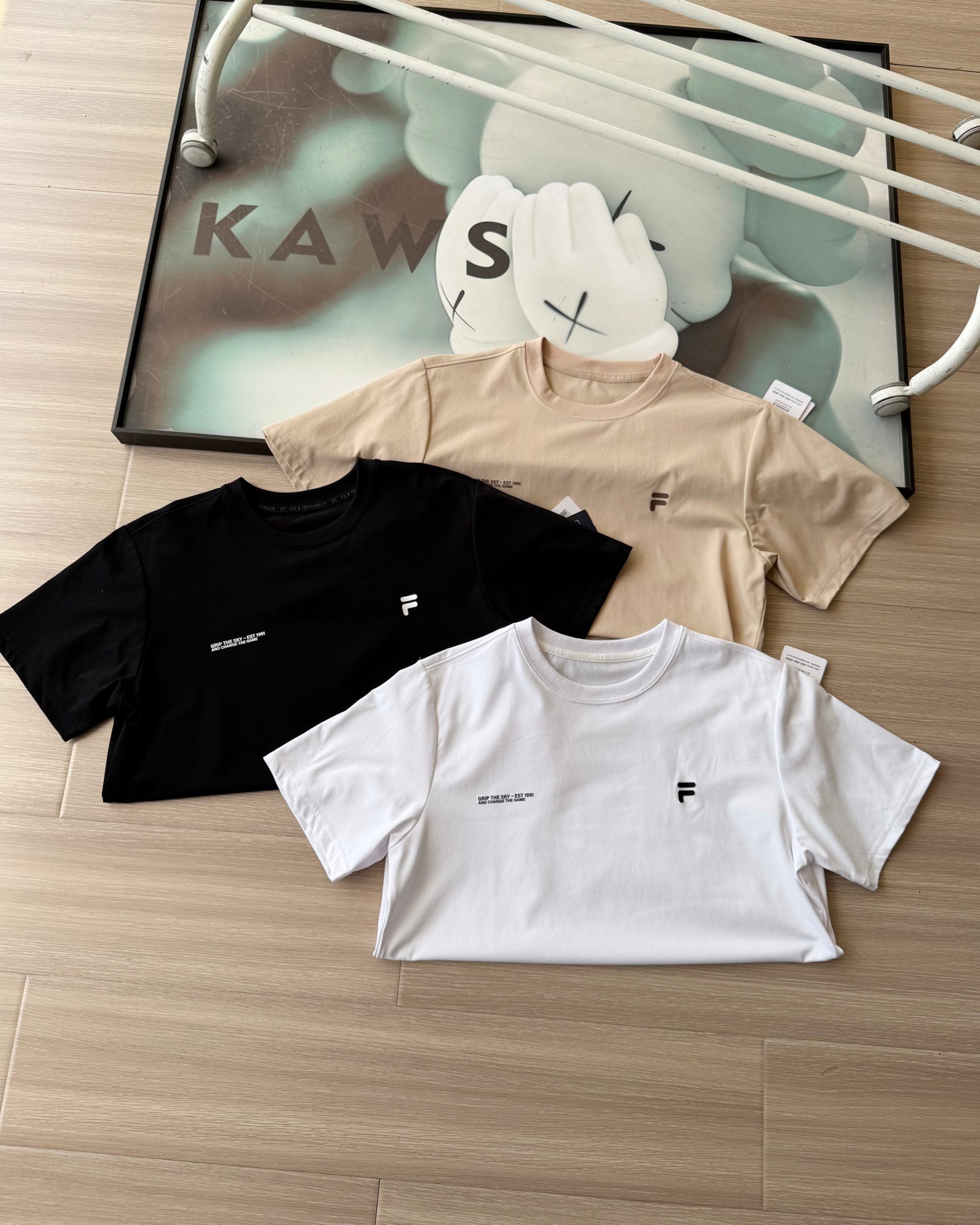 Alternative view of T-Shirt 05735