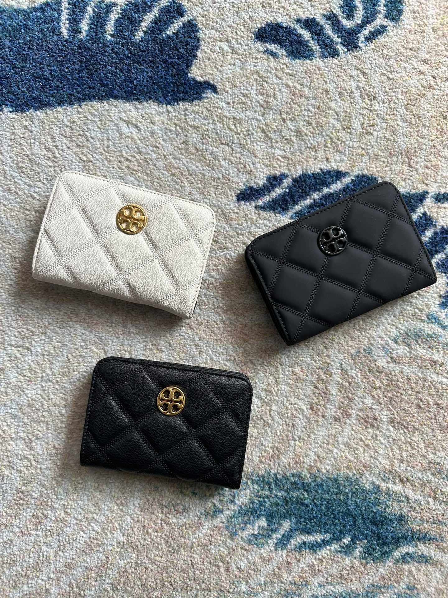 Tory Burch ～Tory Burch Willa系列小香风中款钱夹