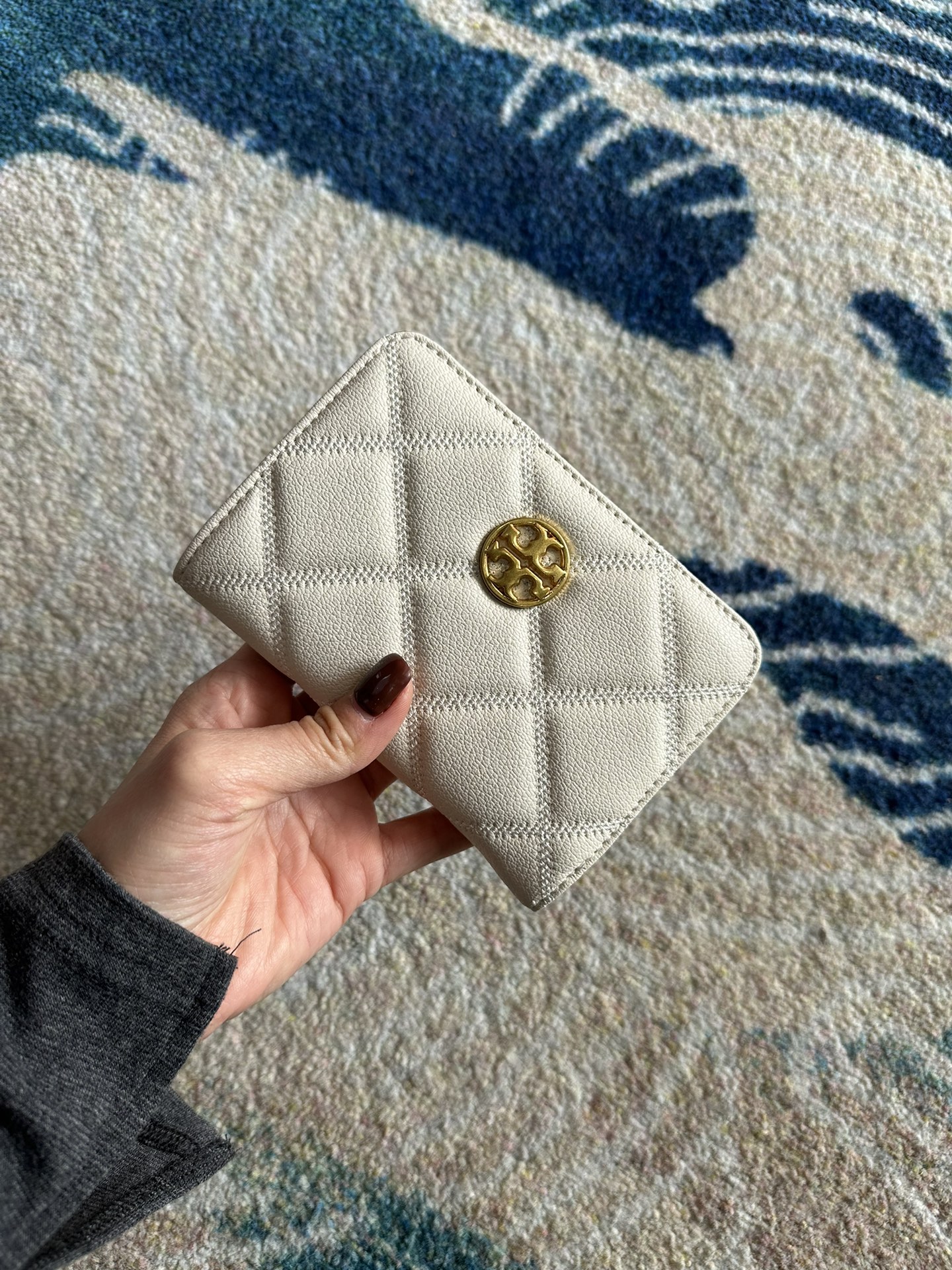 Tory Burch ～Tory Burch Willa系列小香风中款钱夹