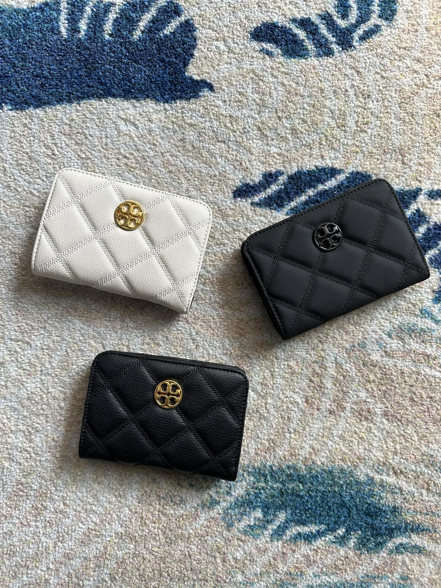 Tory Burch ～Tory Burch Willa系列小香风中款钱夹