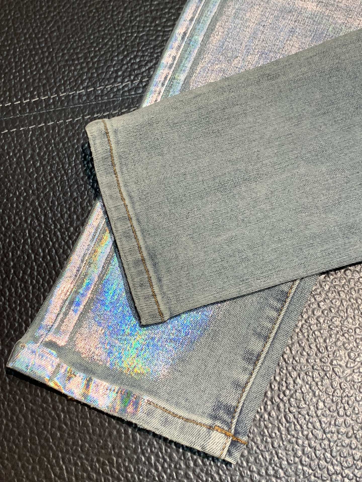  。PURPLE-BRAND 独家专供新款 休闲牛仔裤，高端版本！专柜 面料 透气舒适度高，细节无可挑剔