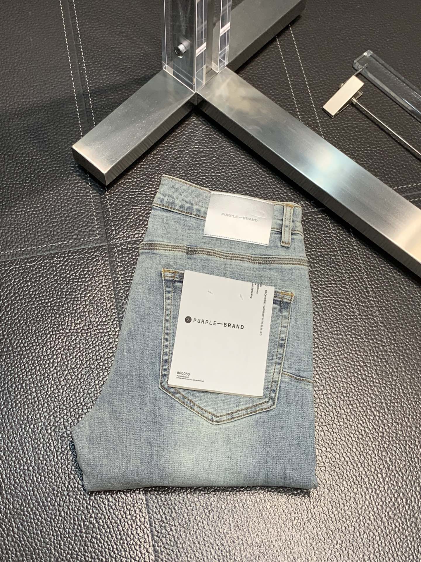  。PURPLE-BRAND 独家专供新款 休闲牛仔裤，高端版本！专柜 面料 透气舒适度高，细节无可挑剔