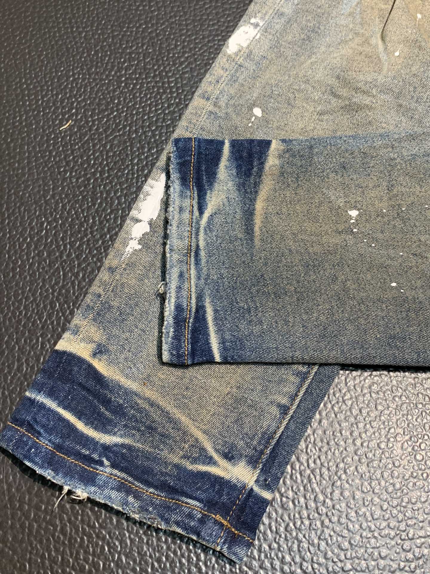  。PURPLE-BRAND 独家专供新款 休闲牛仔裤，高端版本！专柜 面料 透气舒适度高，细节无可挑剔