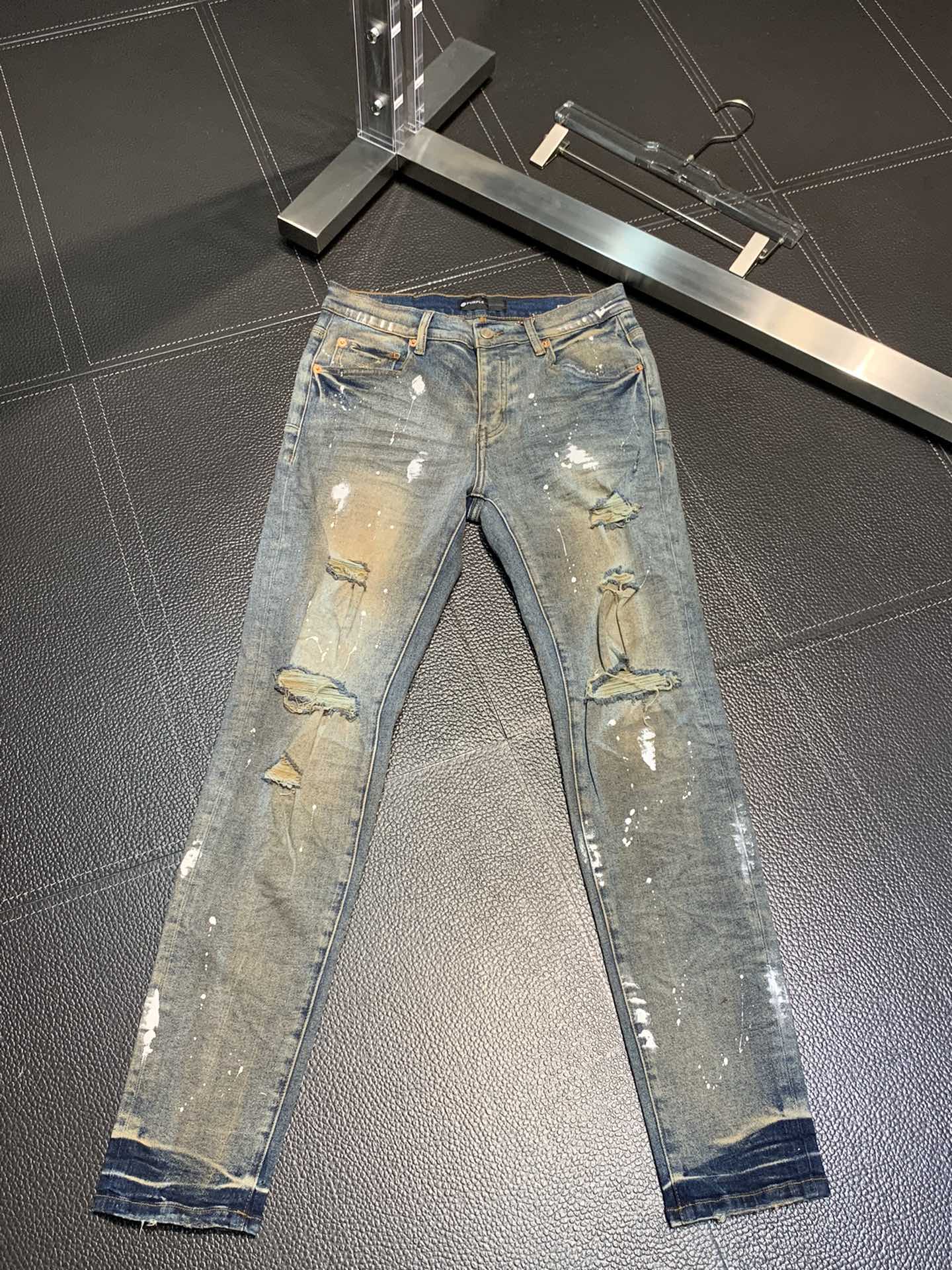  。PURPLE-BRAND 独家专供新款 休闲牛仔裤，高端版本！专柜 面料 透气舒适度高，细节无可挑剔