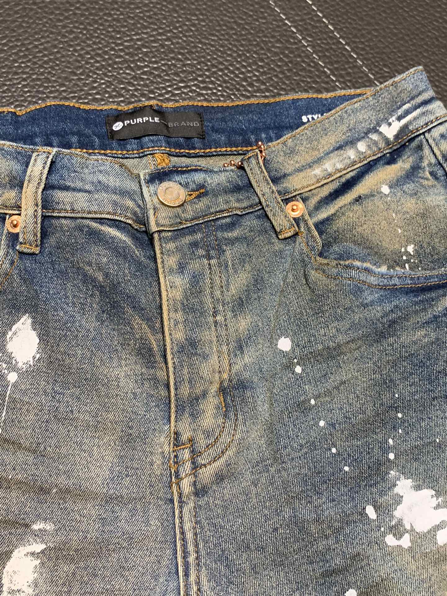  。PURPLE-BRAND 独家专供新款 休闲牛仔裤，高端版本！专柜 面料 透气舒适度高，细节无可挑剔